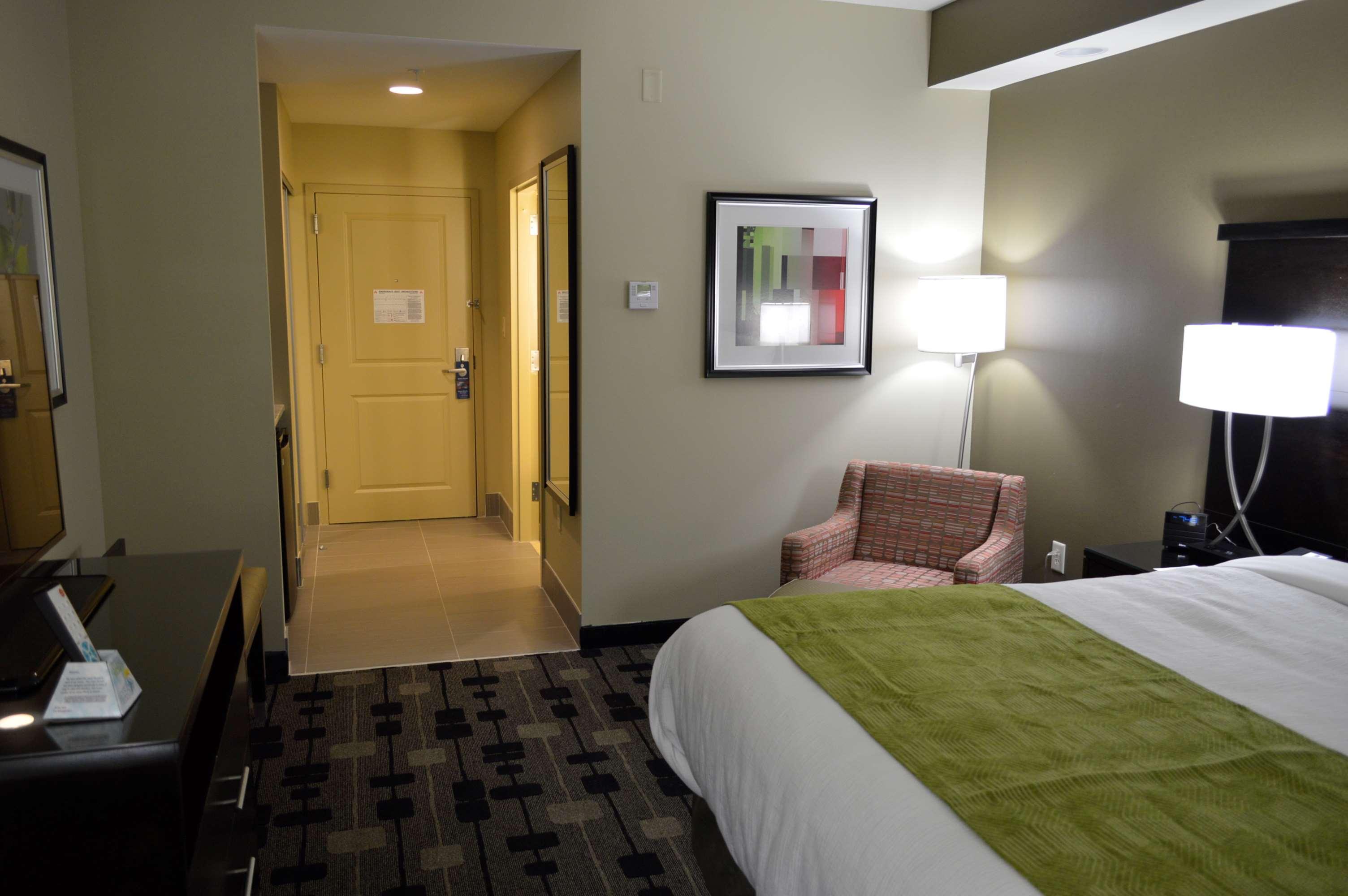 Best Western Plus University Inn Hattiesburg Exteriör bild
